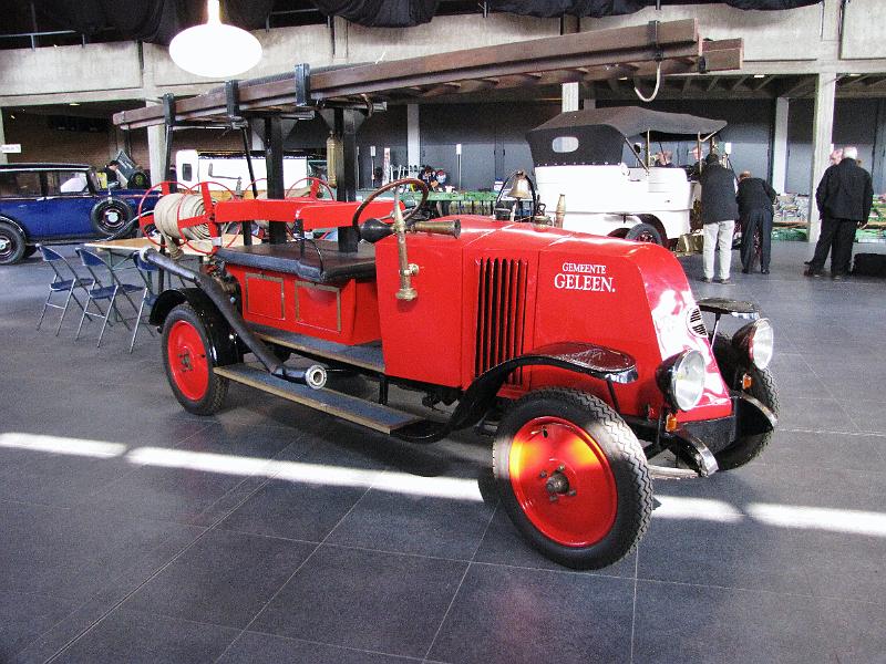 Oldtimerbeurs Limburghal Genk op 19-20 maart 2011 (33).JPG